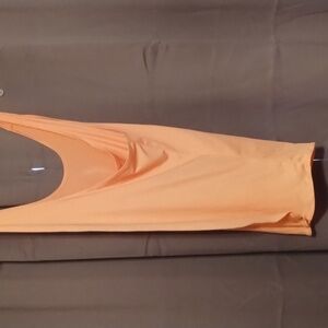 Criss crossed tank top